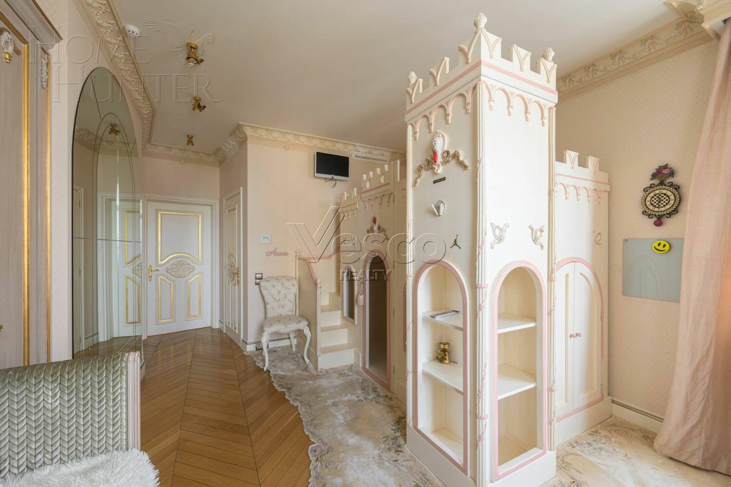 6-КОМН. КВАРТИРА С ОТДЕЛКОЙ 273.1 М² НА 17 ЭТАЖЕ