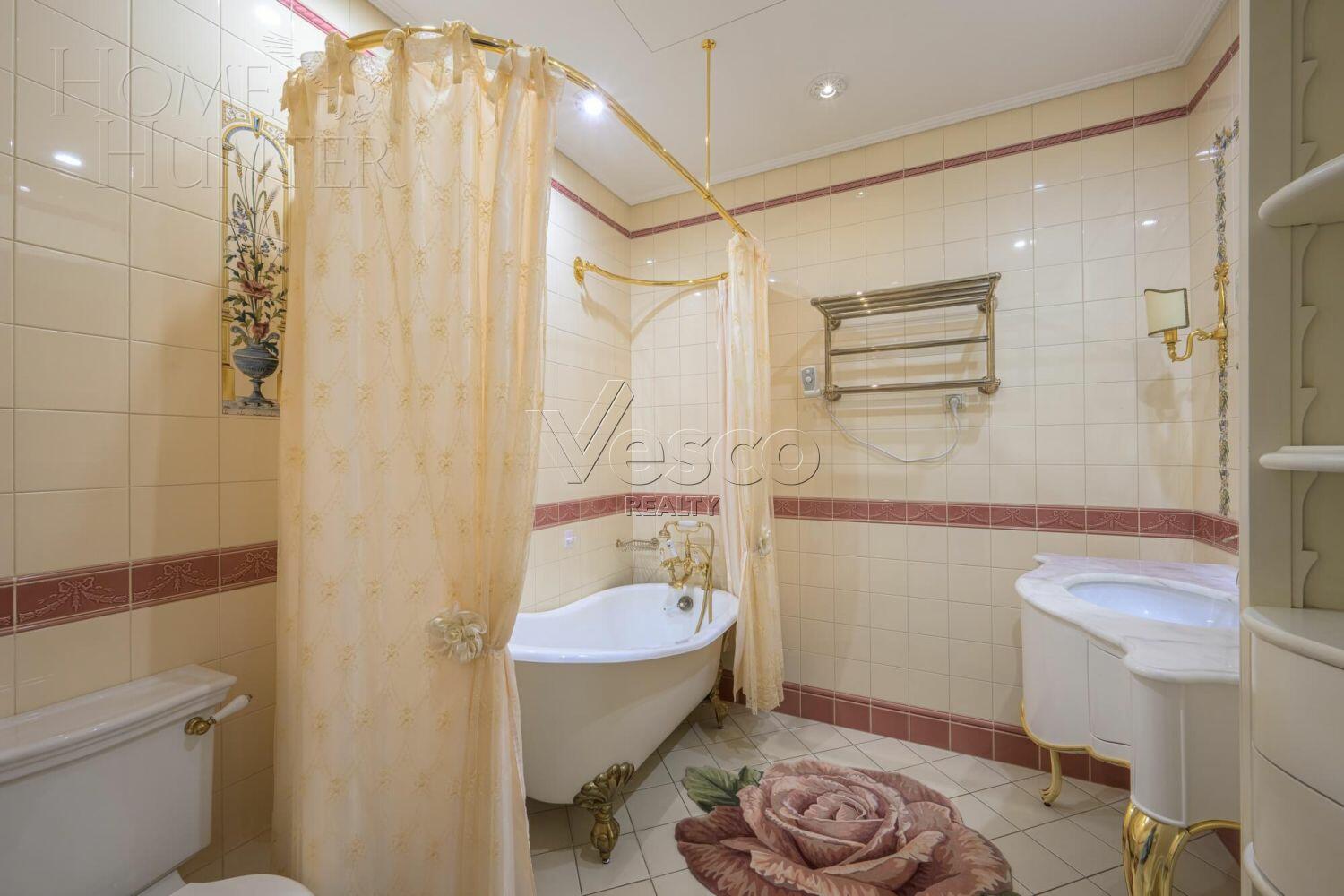 6-КОМН. КВАРТИРА С ОТДЕЛКОЙ 273.1 М² НА 17 ЭТАЖЕ