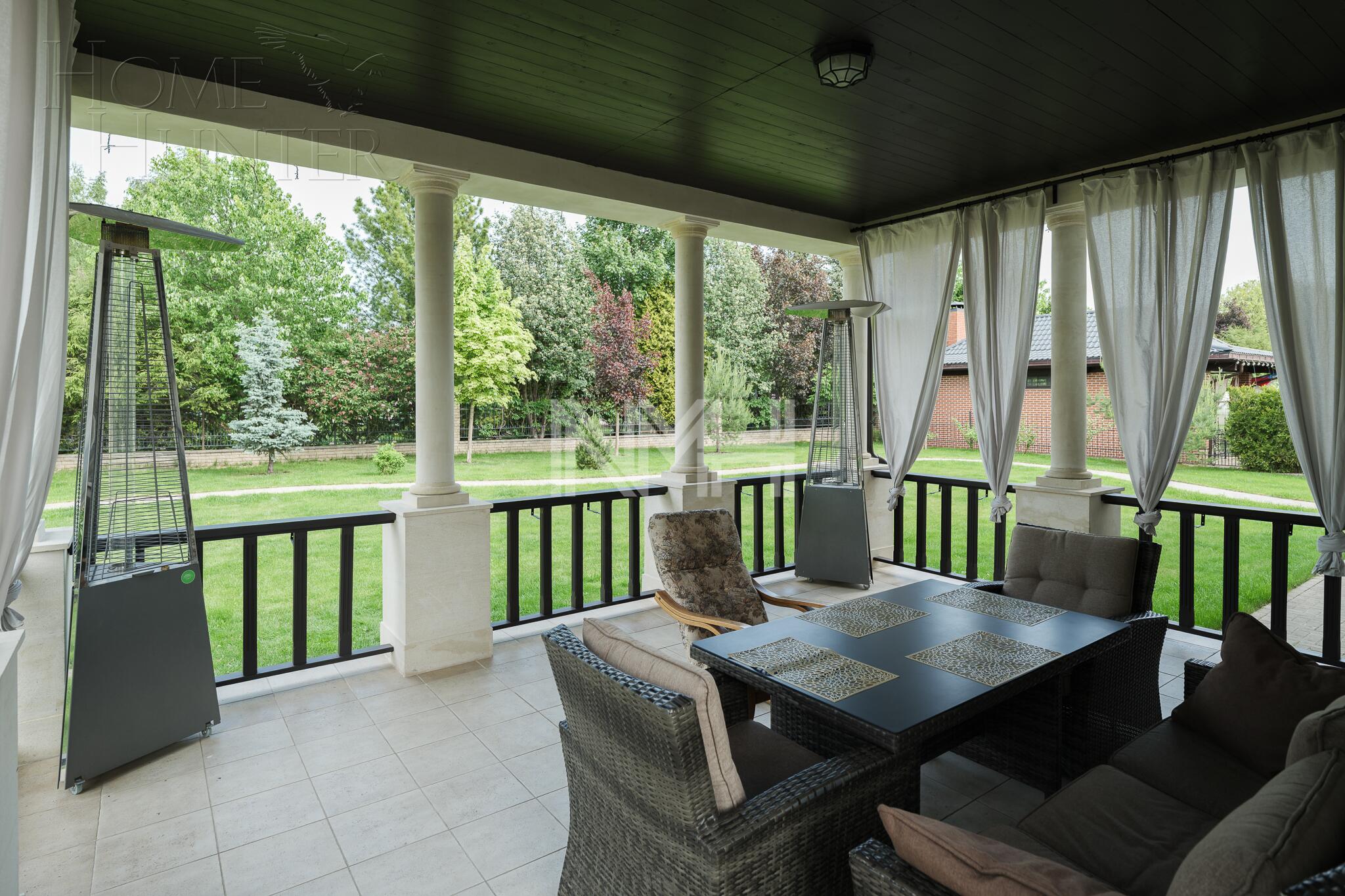 2-этажный коттедж 670.5 м² с отделкой