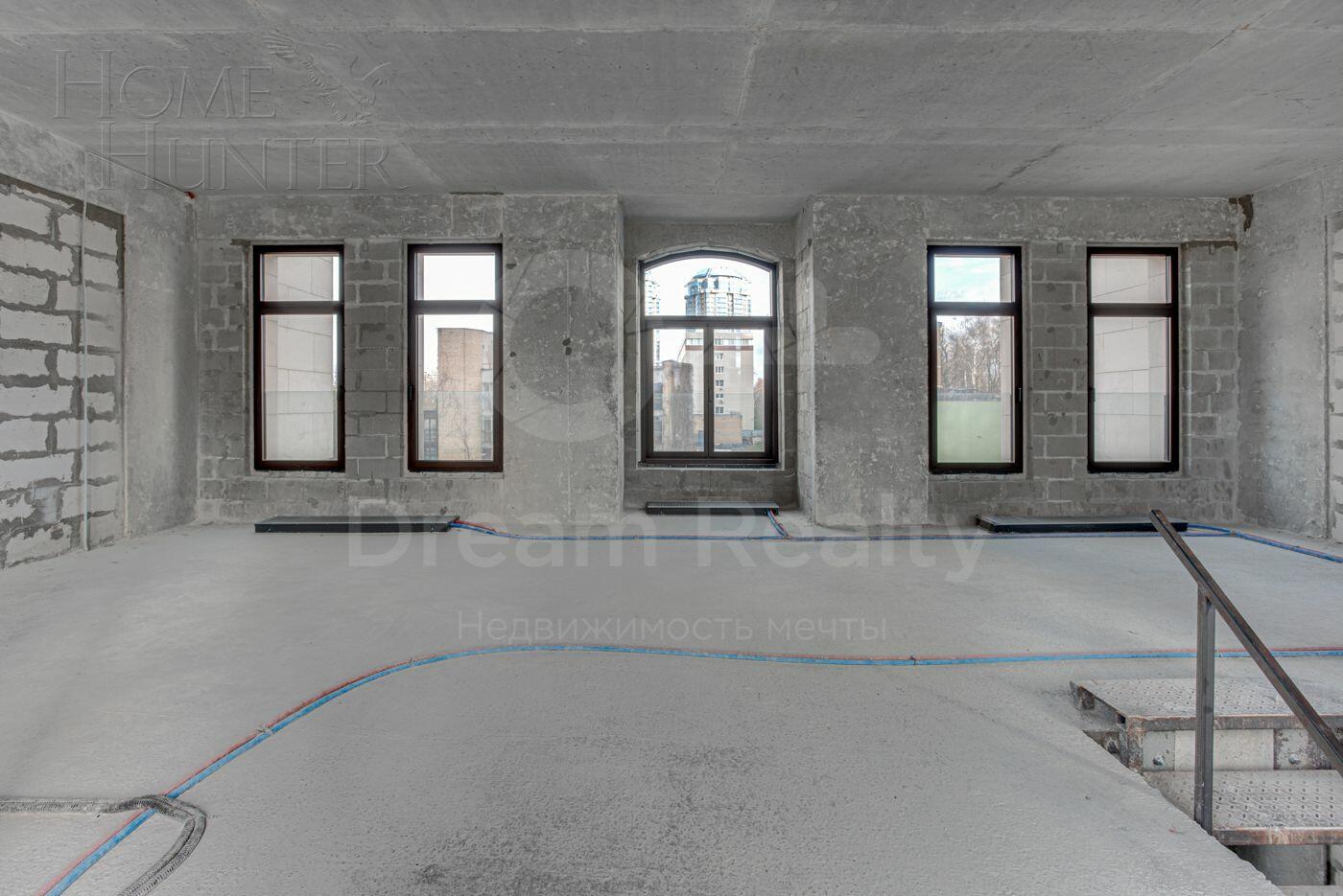 4-УРОВНЕВЫЙ ТАУНХАУС БЕЗ ОТДЕЛКИ 385 М² НА 1 ЭТАЖЕ