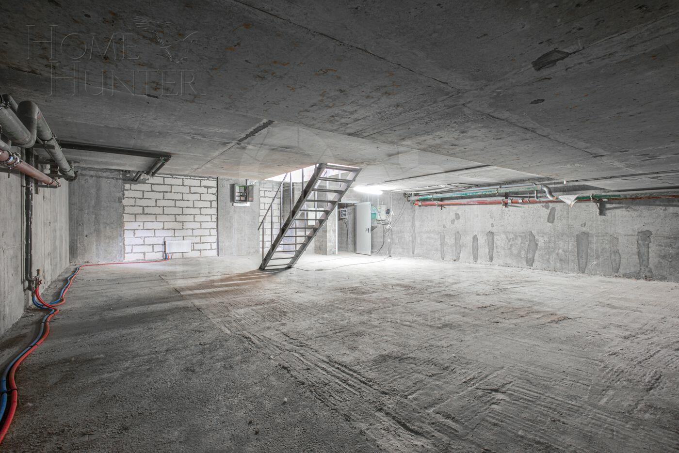 4-УРОВНЕВЫЙ ТАУНХАУС БЕЗ ОТДЕЛКИ 385 М² НА 1 ЭТАЖЕ