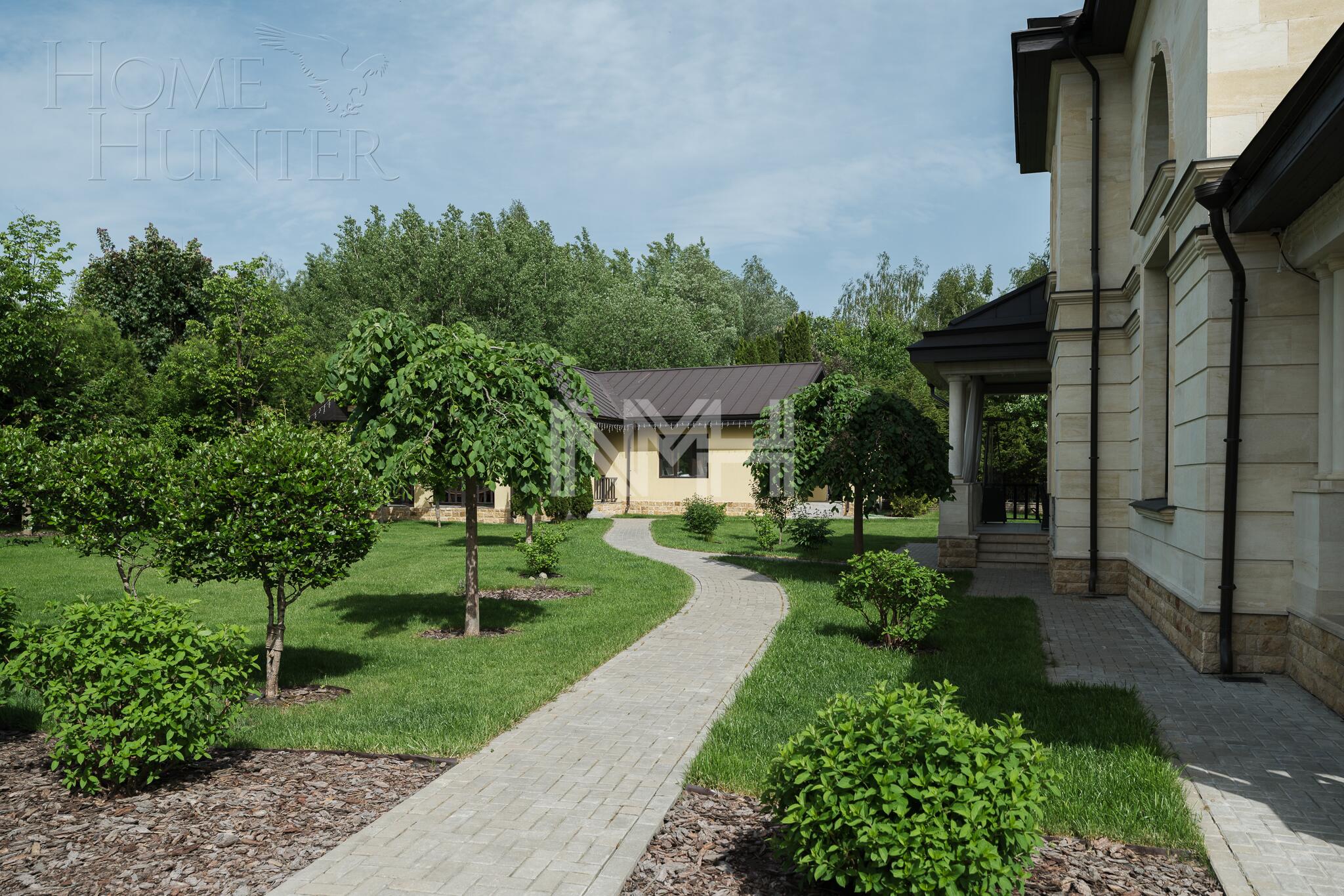 2-этажный коттедж 670.5 м² с отделкой