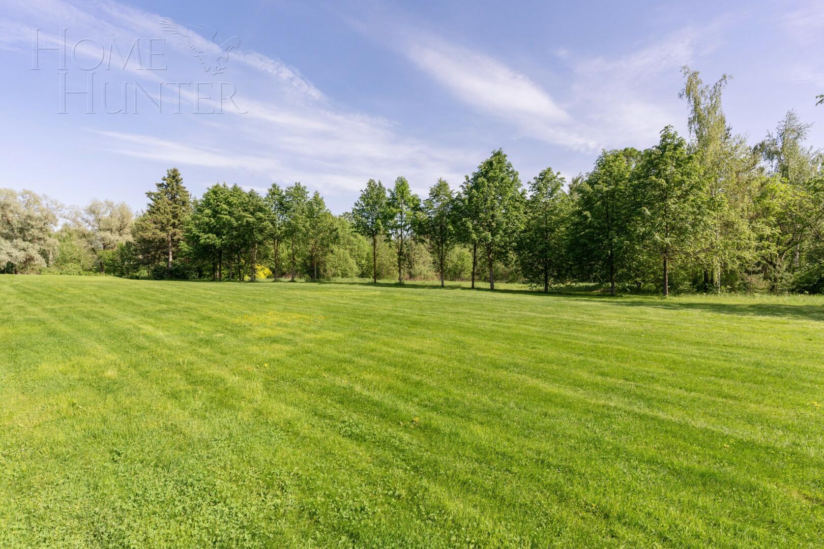 3-этажный коттедж 355 м² с отделкой