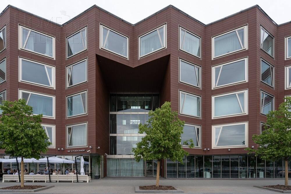 3-КОМН. КВАРТИРА С ОТДЕЛКОЙ 130 М² НА 2 ЭТАЖЕ