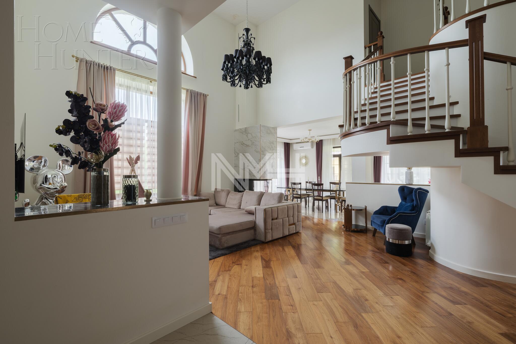 2-этажный коттедж 670.5 м² с отделкой