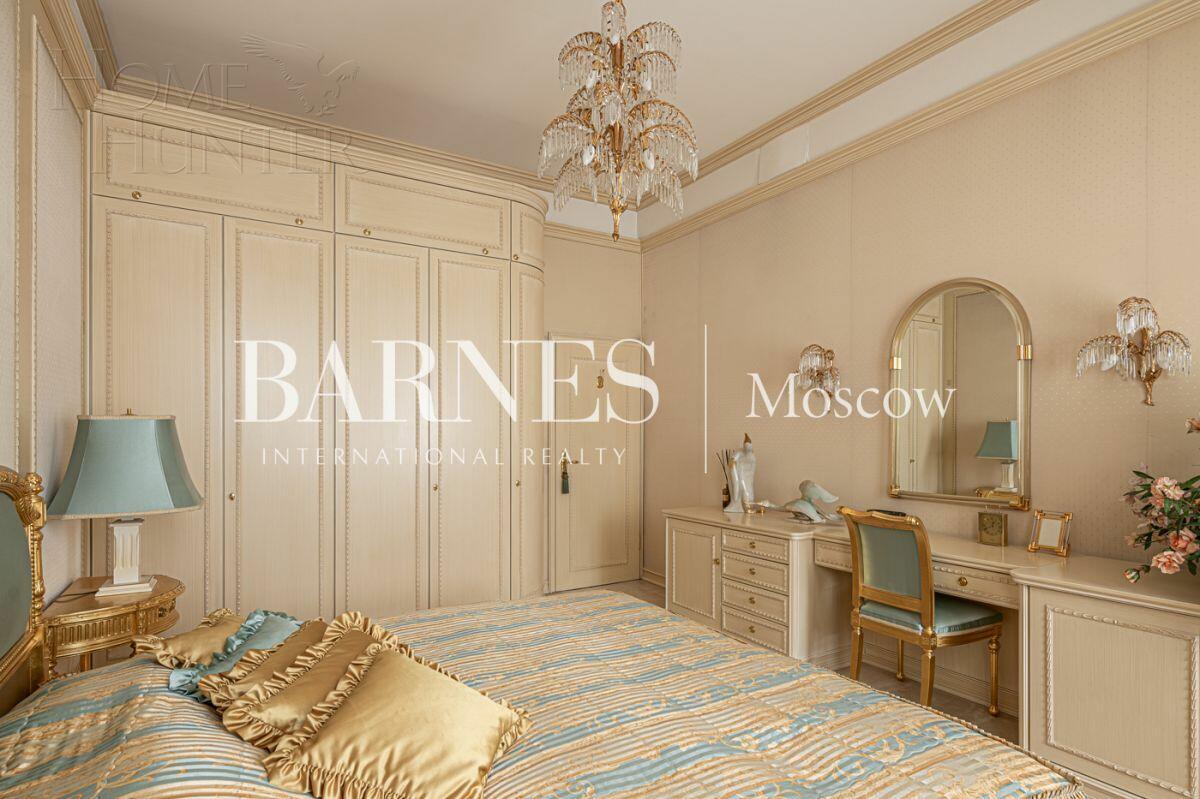 4-КОМН. КВАРТИРА С ОТДЕЛКОЙ 167.5 М² НА 5 ЭТАЖЕ