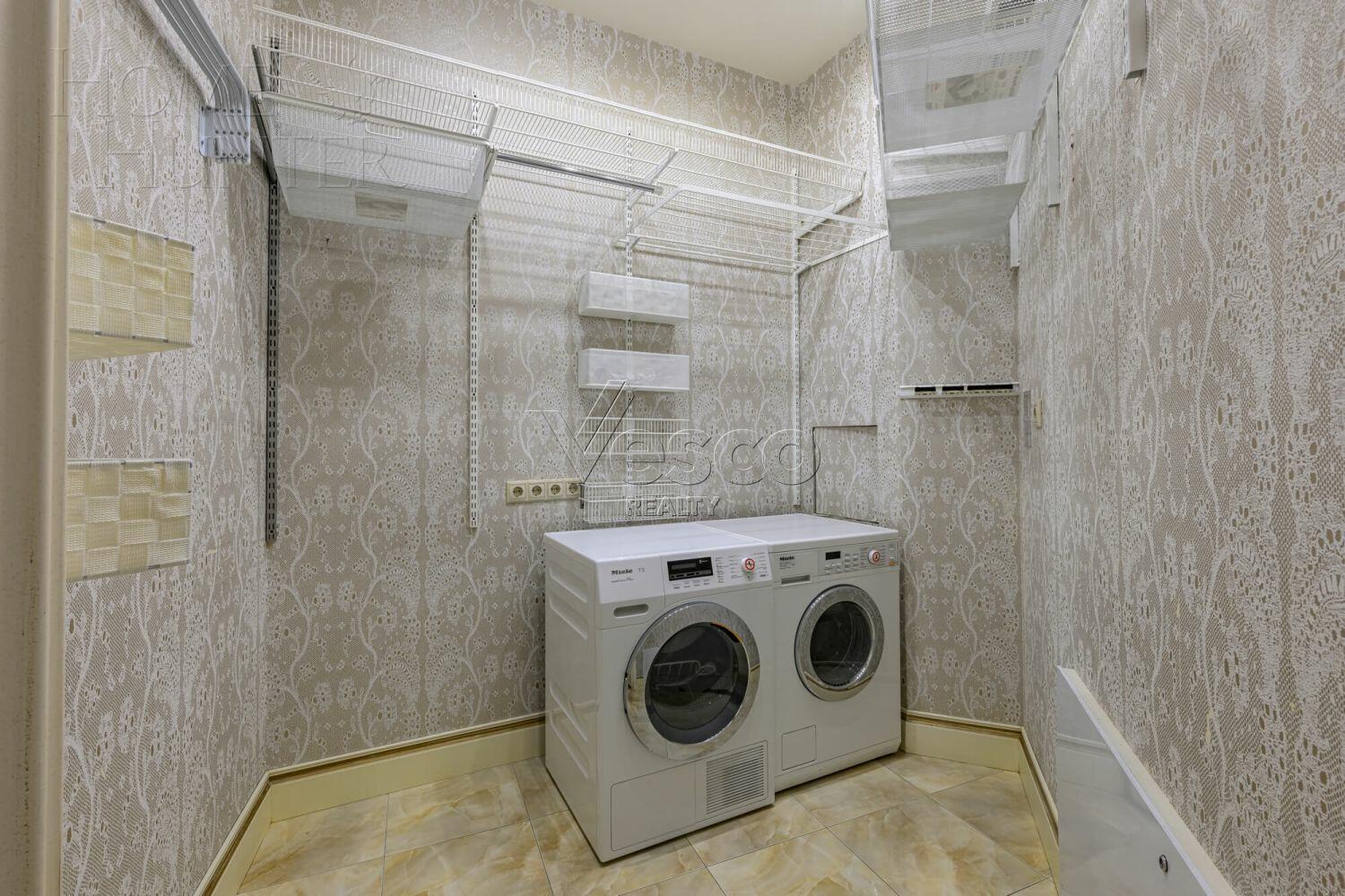 6-КОМН. КВАРТИРА С ОТДЕЛКОЙ 273.1 М² НА 17 ЭТАЖЕ