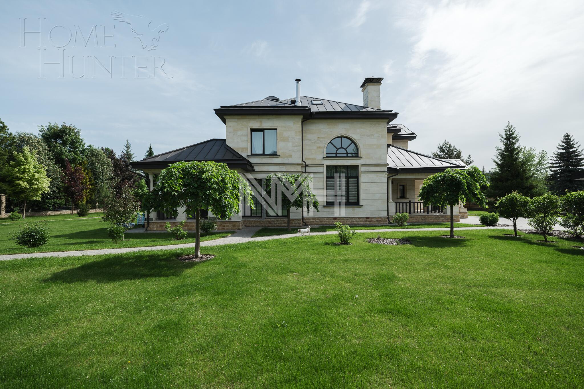 2-этажный коттедж 670.5 м² с отделкой