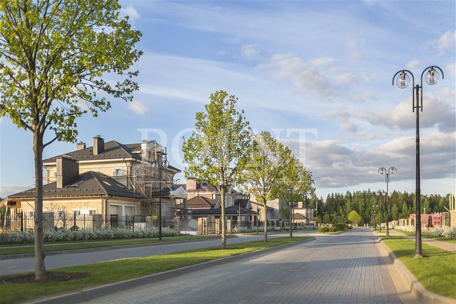 Участок 15 сот. в охраняемом поселке