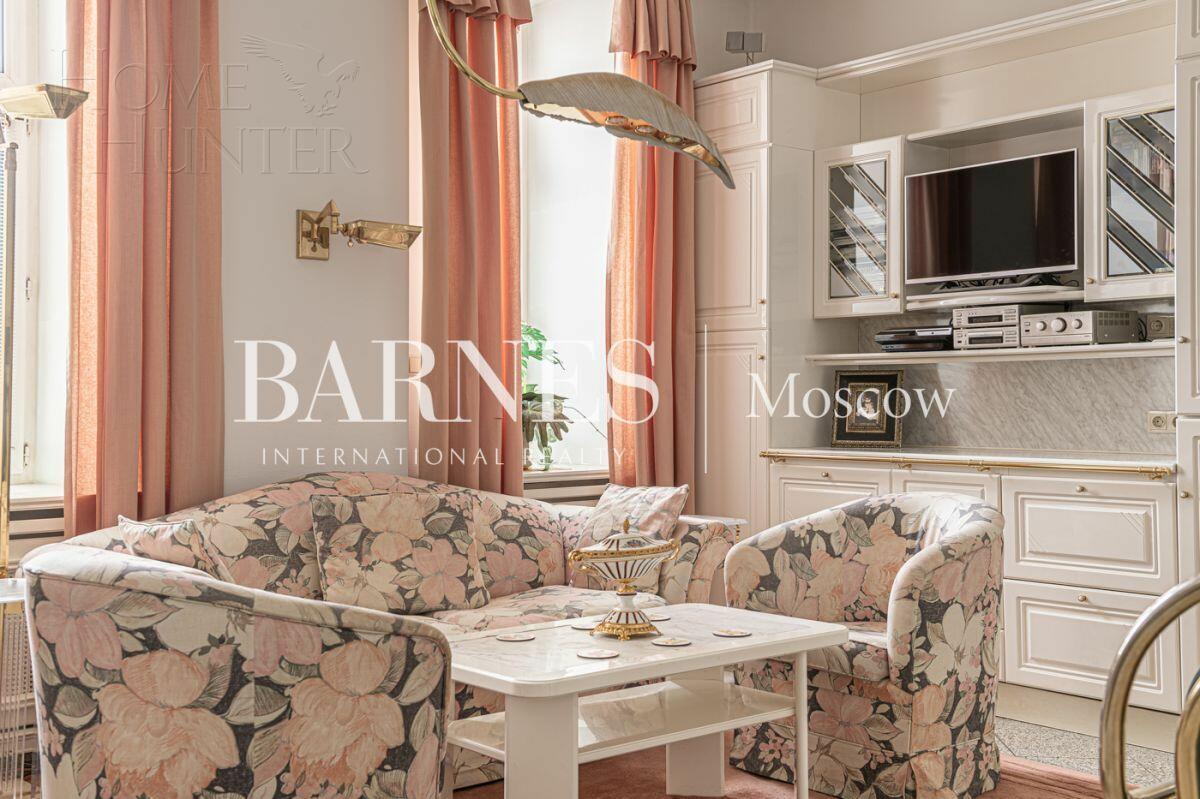 4-КОМН. КВАРТИРА С ОТДЕЛКОЙ 167.5 М² НА 5 ЭТАЖЕ