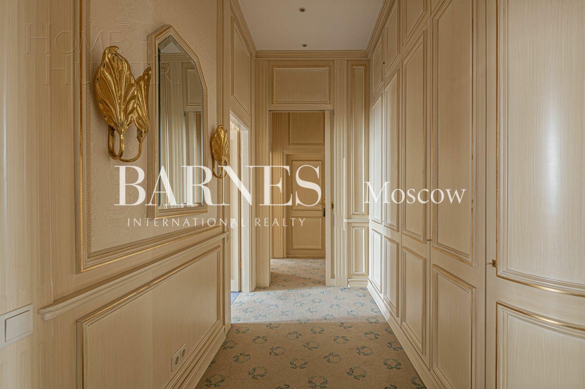 4-КОМН. КВАРТИРА С ОТДЕЛКОЙ 167.5 М² НА 5 ЭТАЖЕ