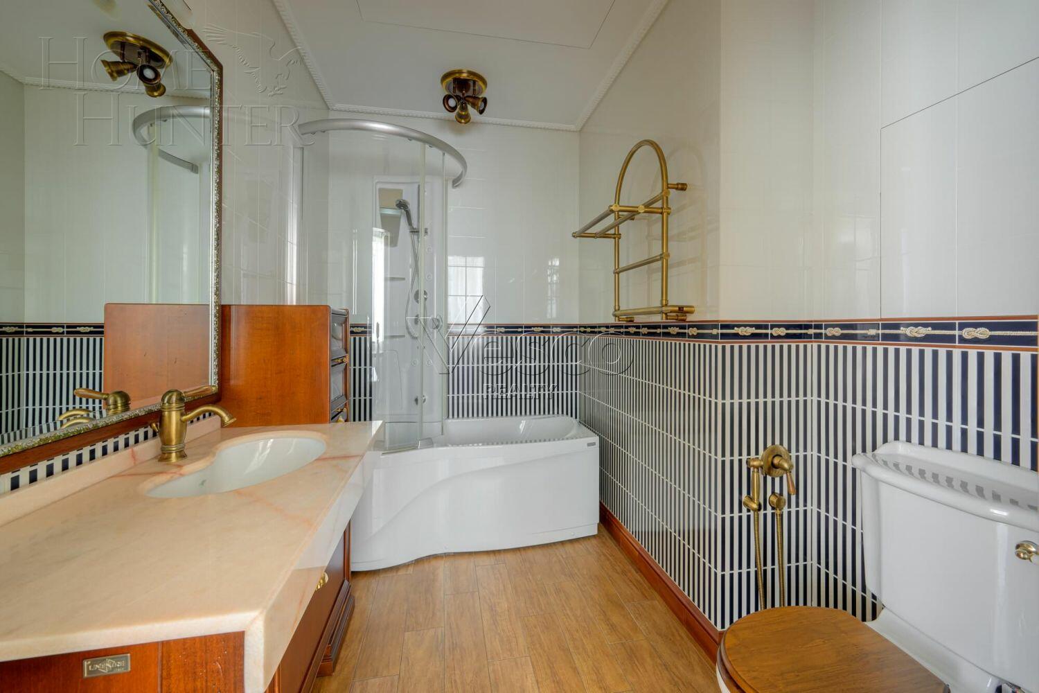 6-КОМН. КВАРТИРА С ОТДЕЛКОЙ 273.1 М² НА 17 ЭТАЖЕ