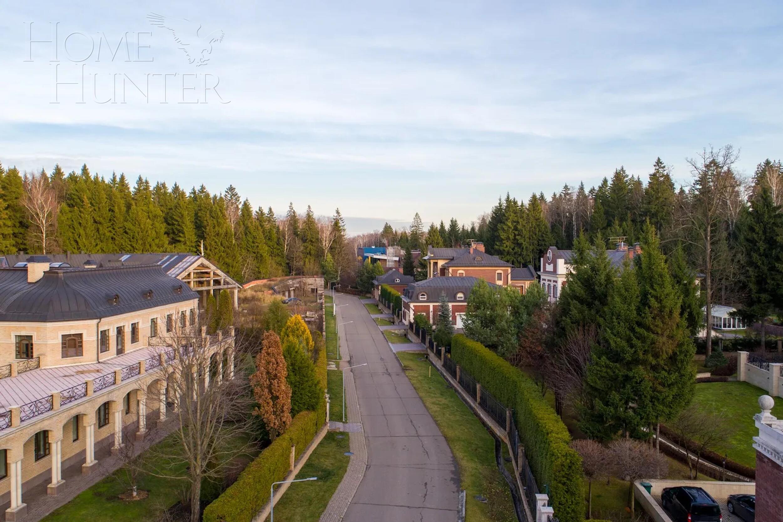 2-этажный коттедж 670.5 м² с отделкой