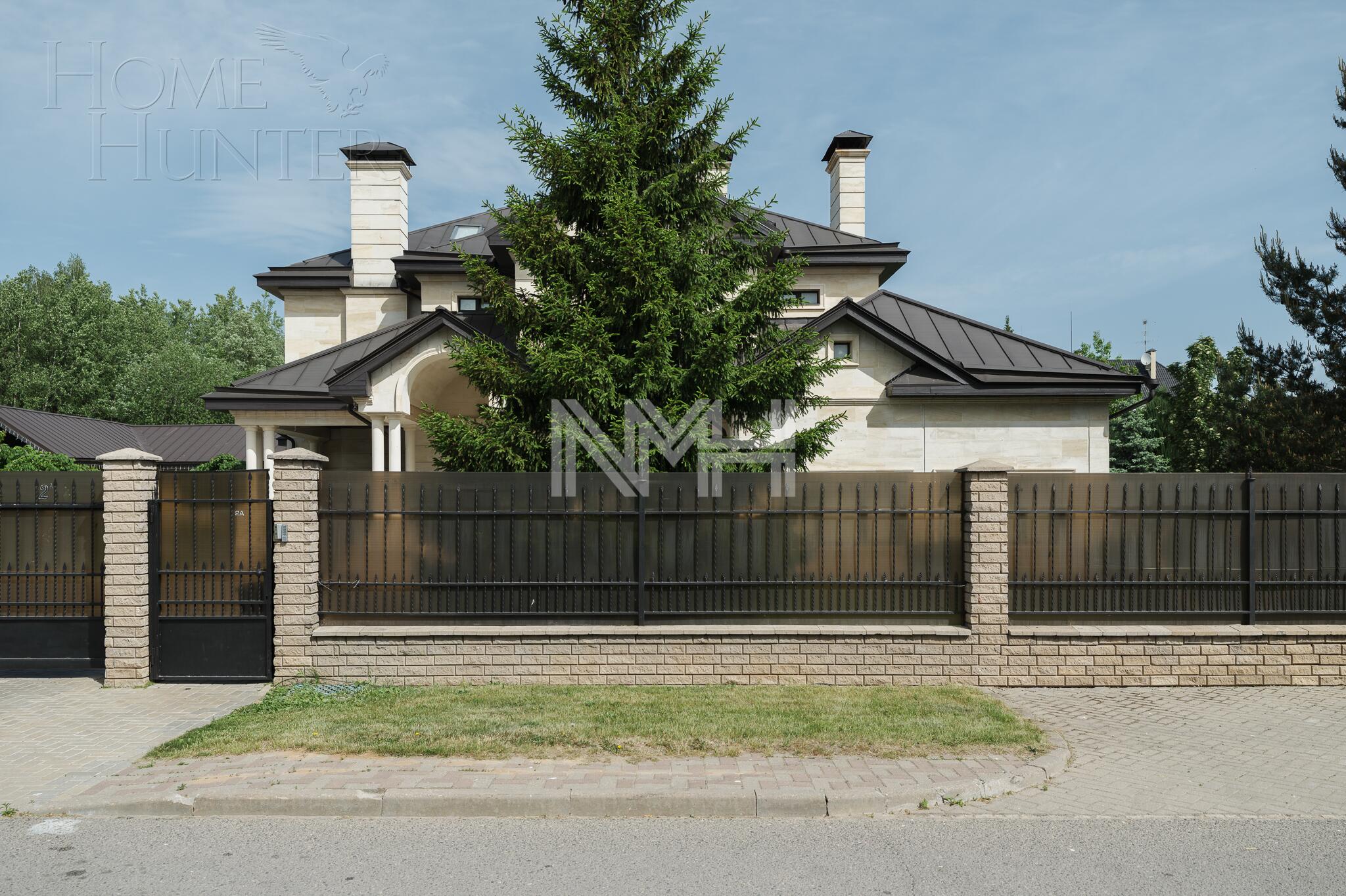2-этажный коттедж 670.5 м² с отделкой
