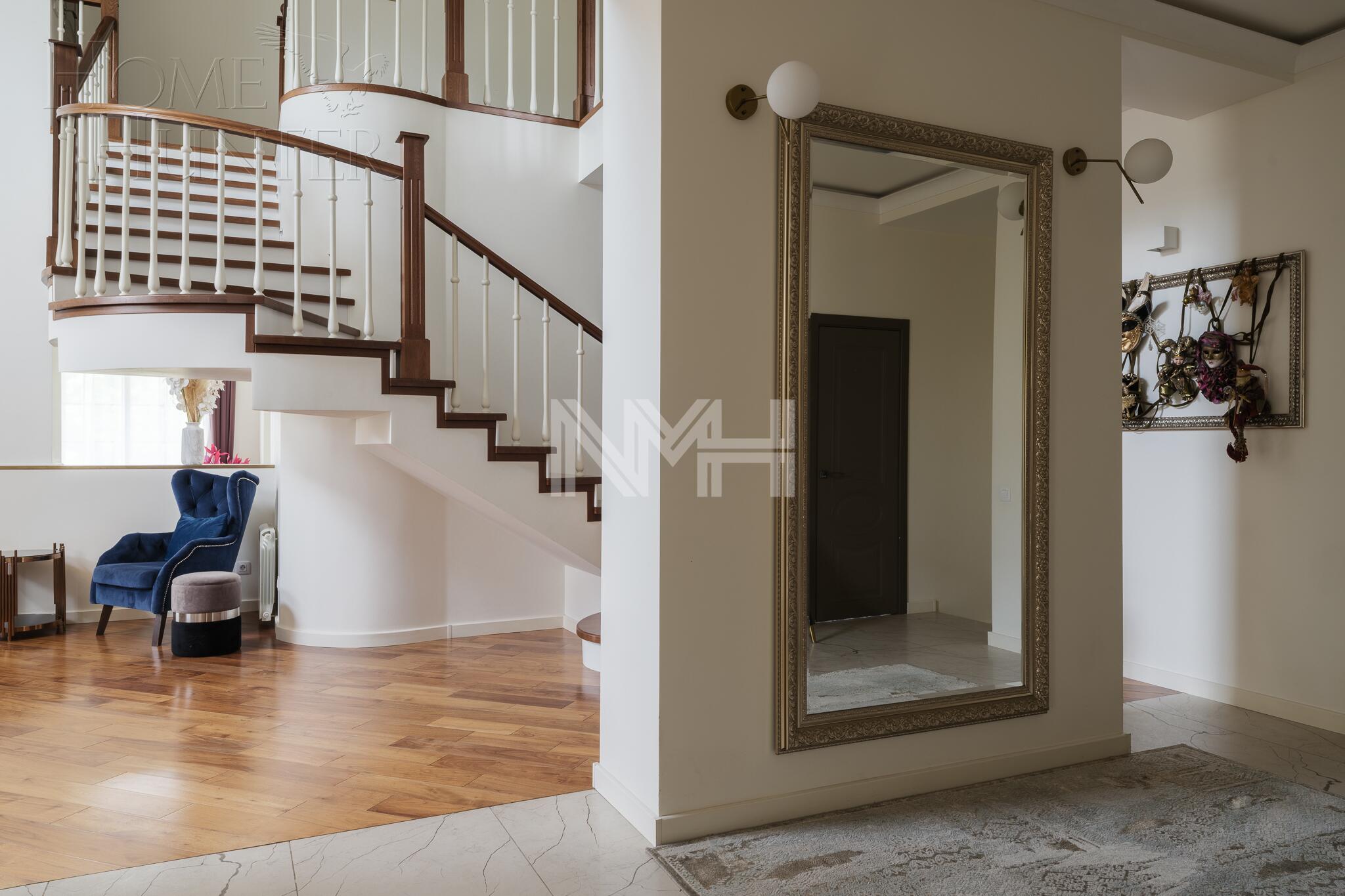 2-этажный коттедж 670.5 м² с отделкой