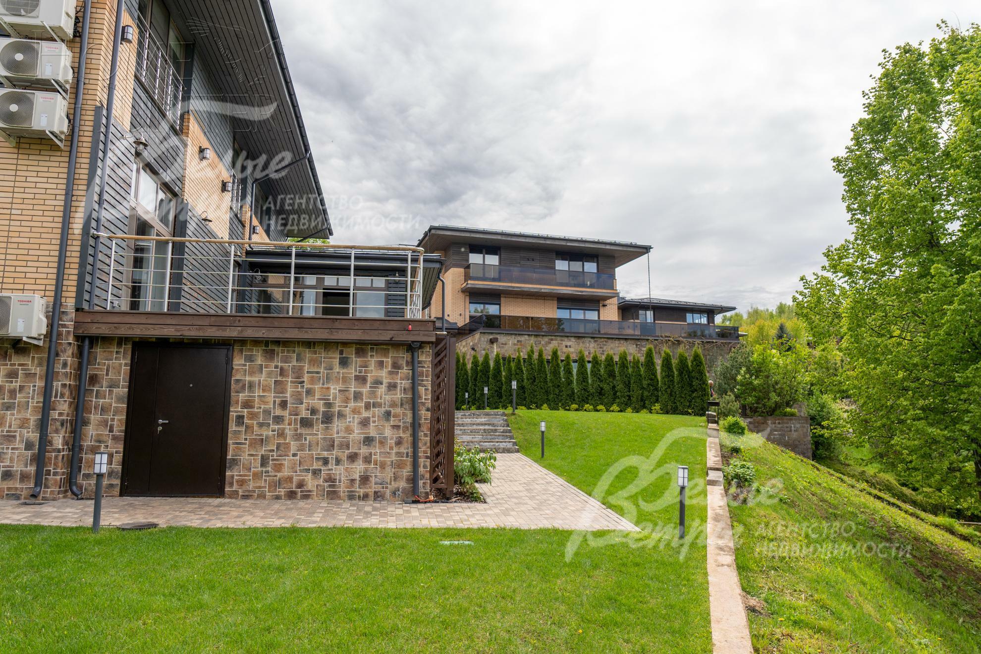 2-этажный коттедж 630 м² с отделкой