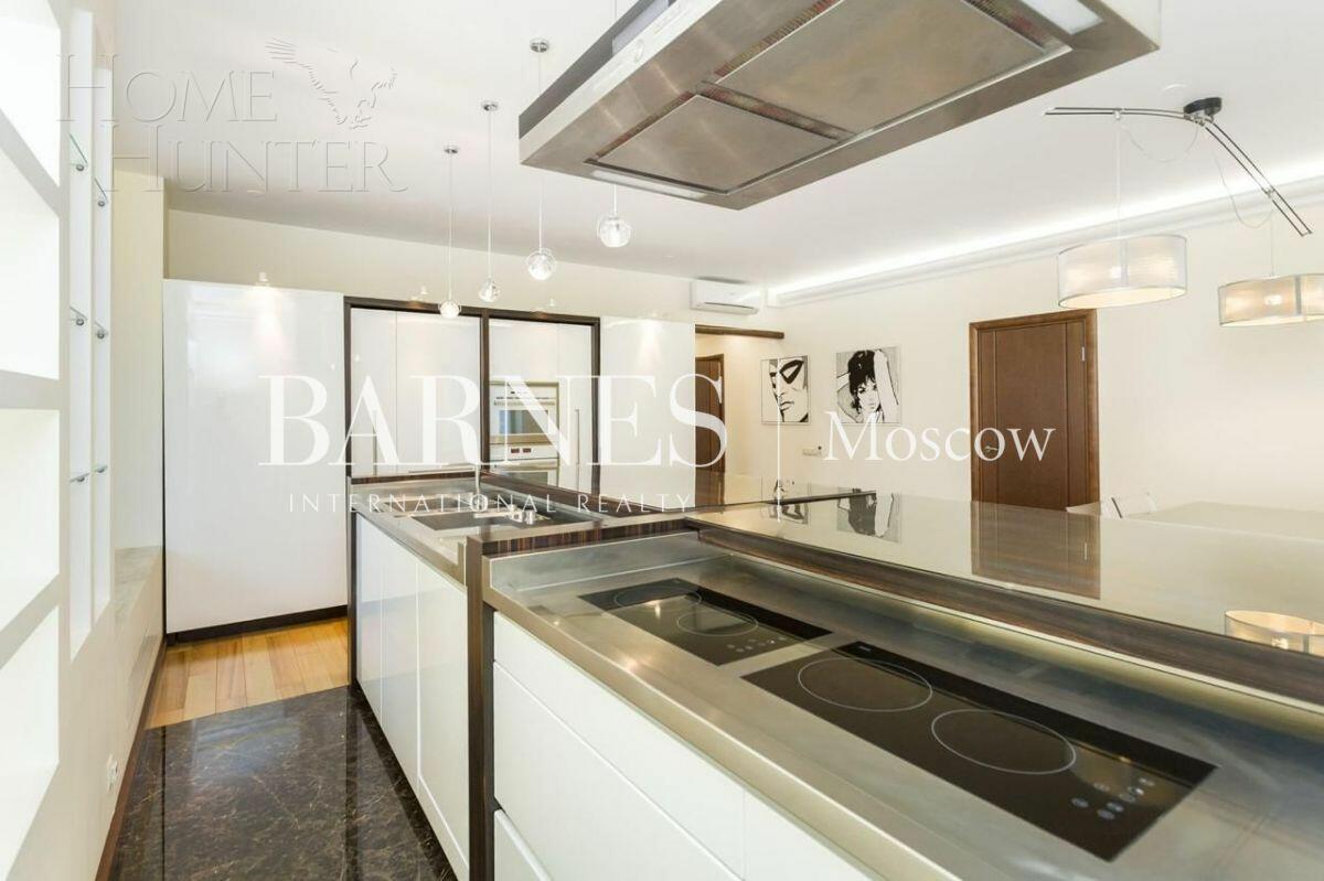 2-УРОВНЕВЫЙ ПЕНТХАУС С ОТДЕЛКОЙ 260 М² НА 38 ЭТАЖЕ