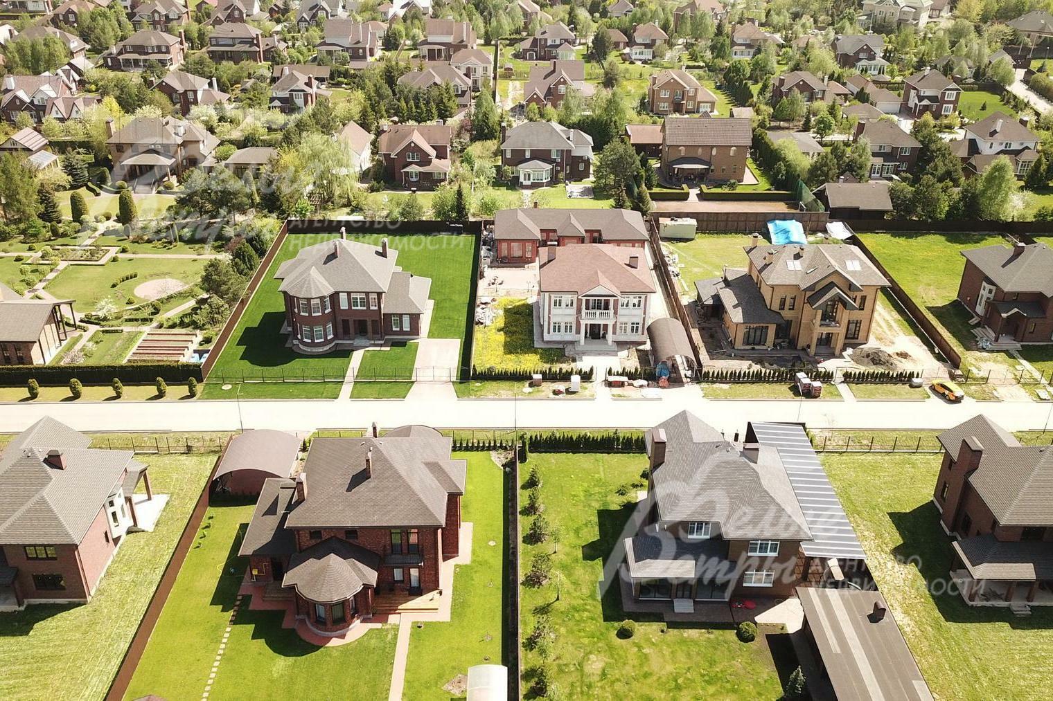 2-этажный коттедж 252 м² без отделки