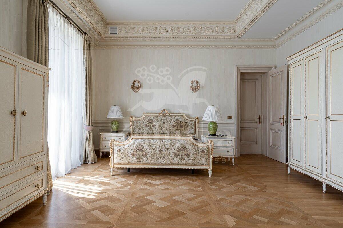 3-этажный коттедж 1 645 м² с отделкой