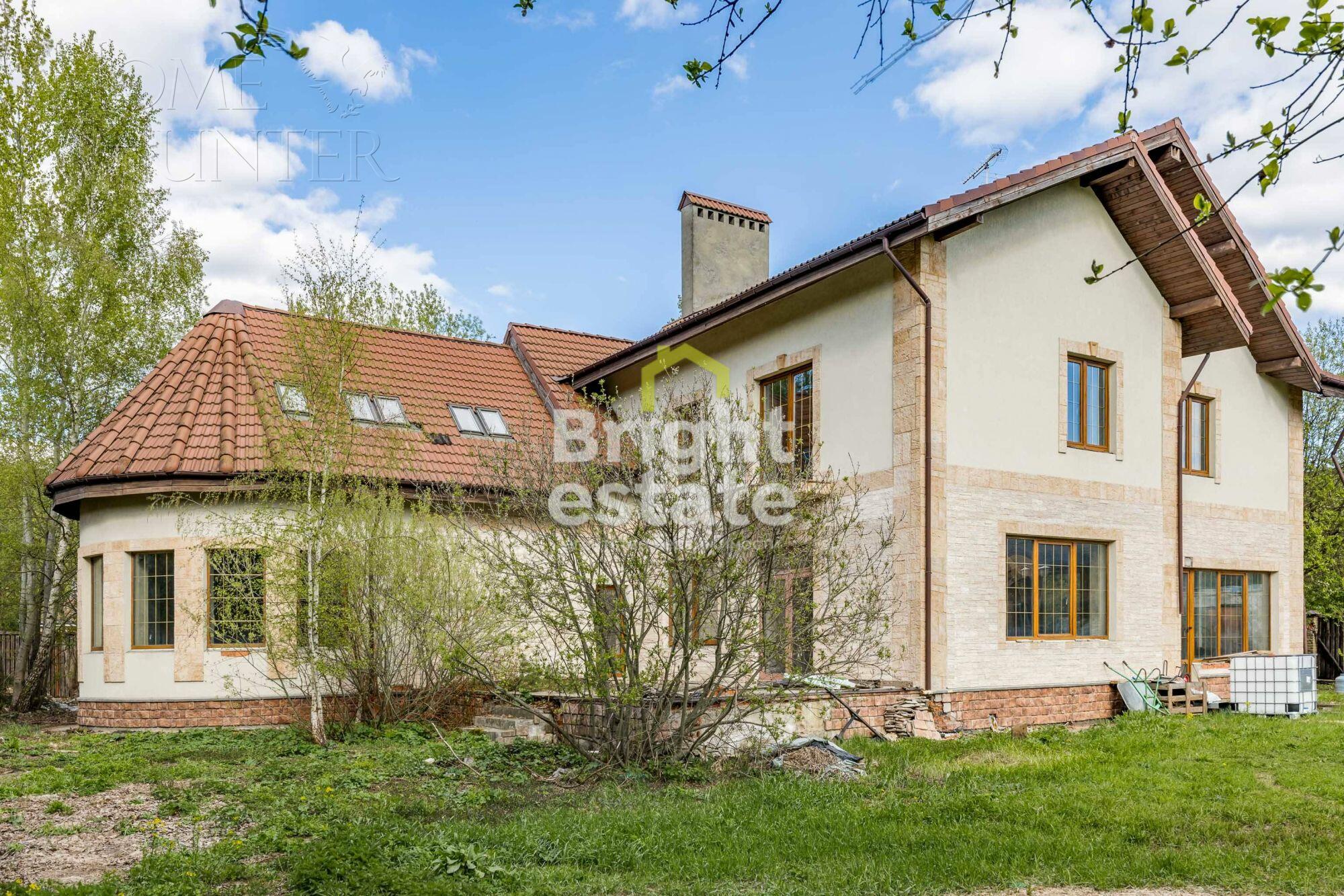 2-этажный коттедж 890 м² без отделки