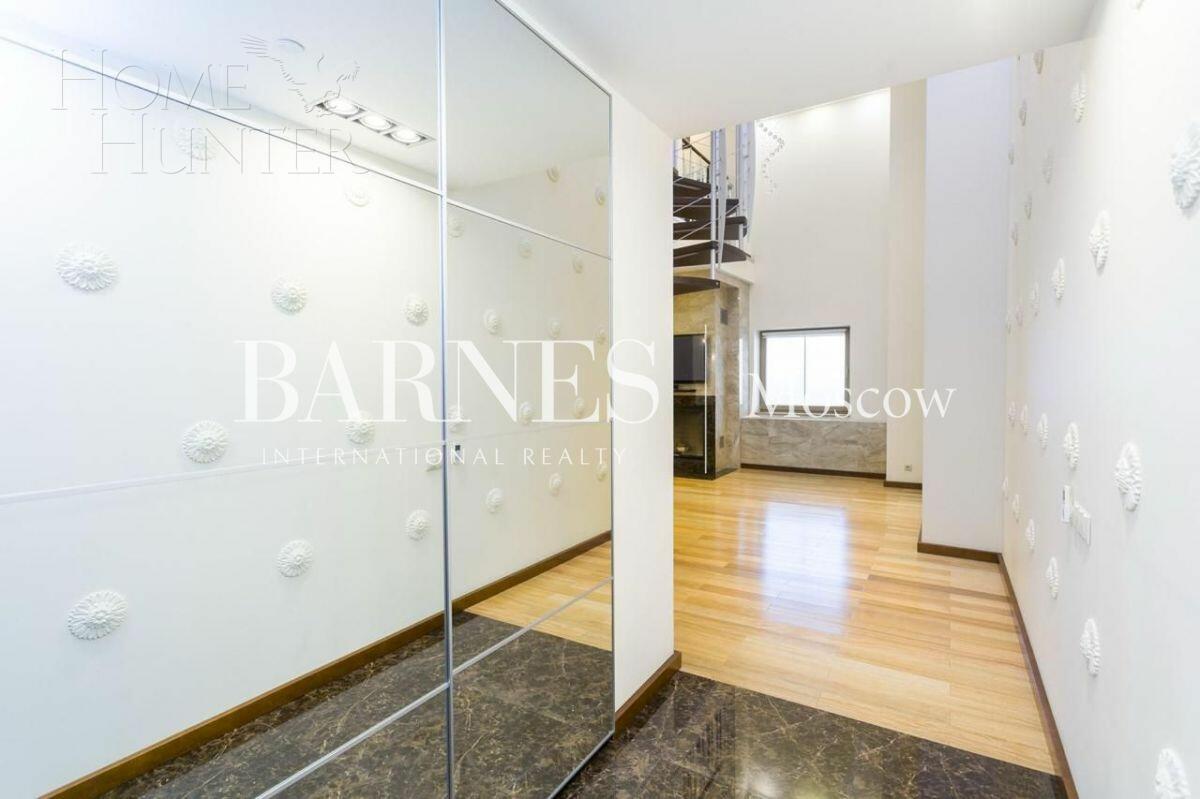 2-УРОВНЕВЫЙ ПЕНТХАУС С ОТДЕЛКОЙ 260 М² НА 38 ЭТАЖЕ