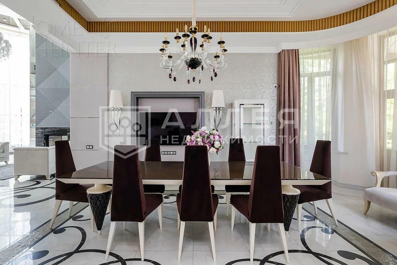 3-этажный коттедж 768 м² с отделкой