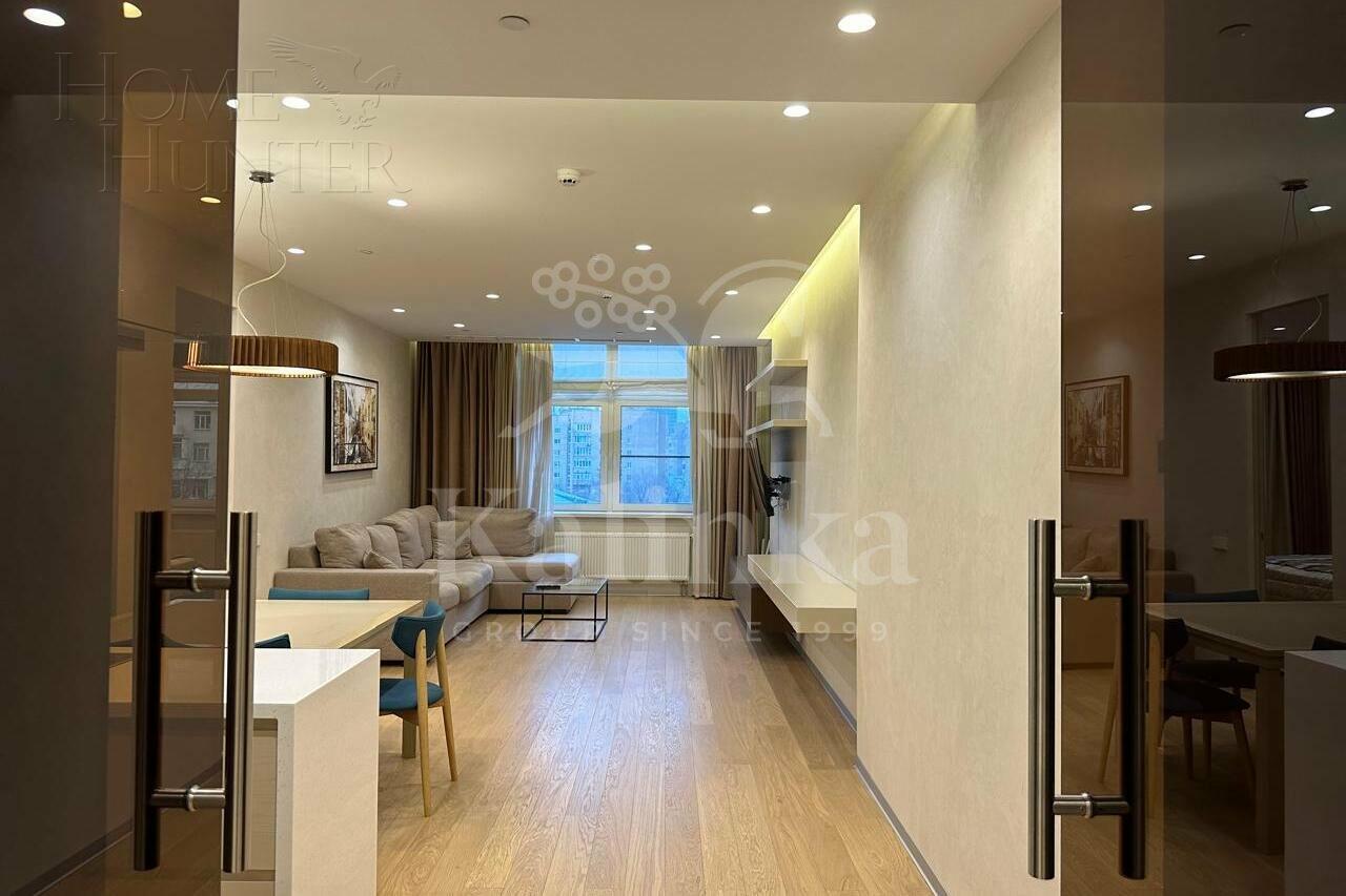 2-КОМН. АПАРТАМЕНТЫ С ОТДЕЛКОЙ 80.8 М² НА 3 ЭТАЖЕ