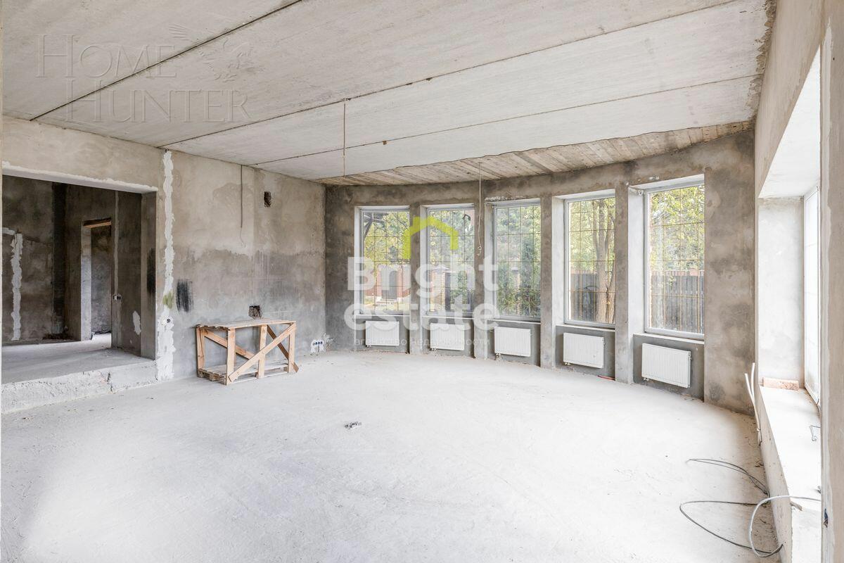 2-этажный коттедж 890 м² без отделки