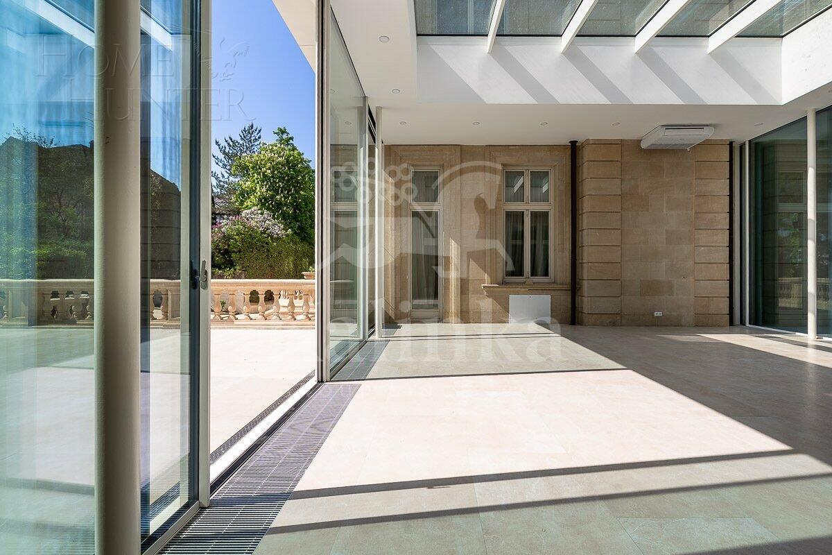 3-этажный коттедж 1 645 м² с отделкой