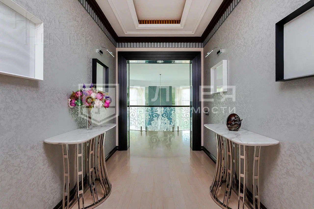 3-этажный коттедж 768 м² с отделкой