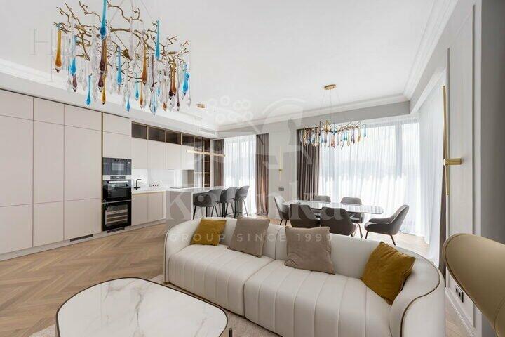 4-КОМН. КВАРТИРА С ОТДЕЛКОЙ 136 М² НА 27 ЭТАЖЕ