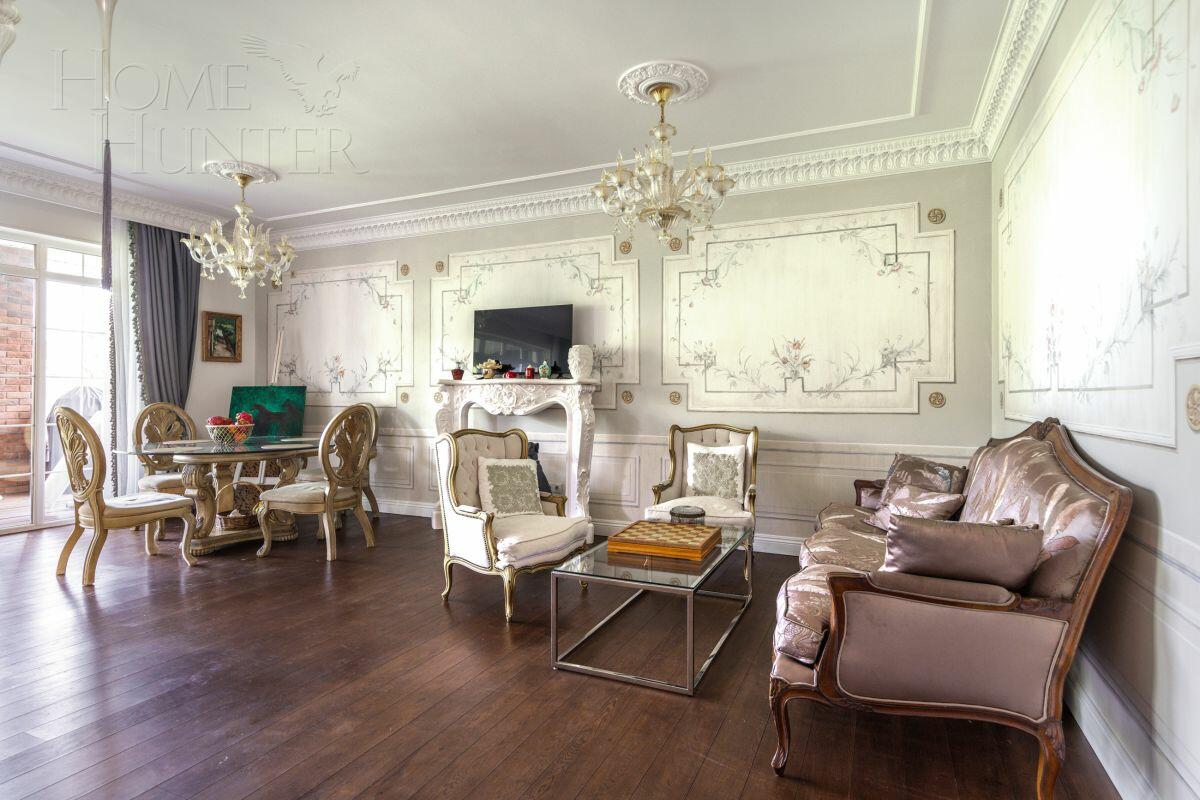 3-этажный таунхаус 250 м² с отделкой