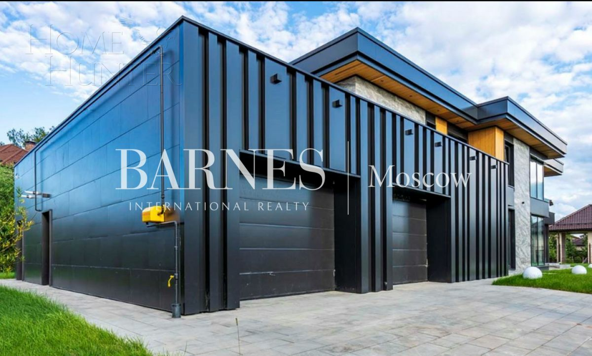 2-этажный коттедж 853.2 м² без отделки