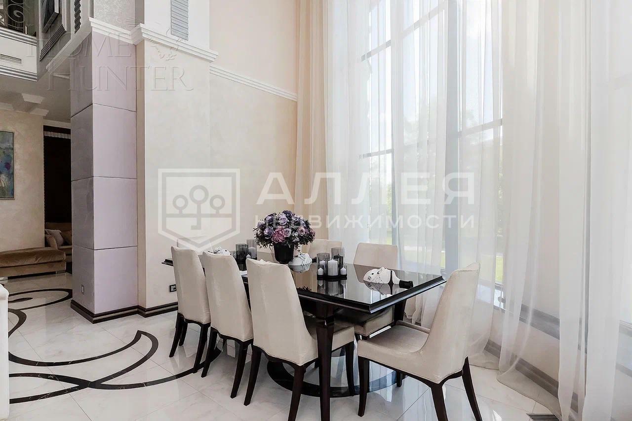 3-этажный коттедж 768 м² с отделкой