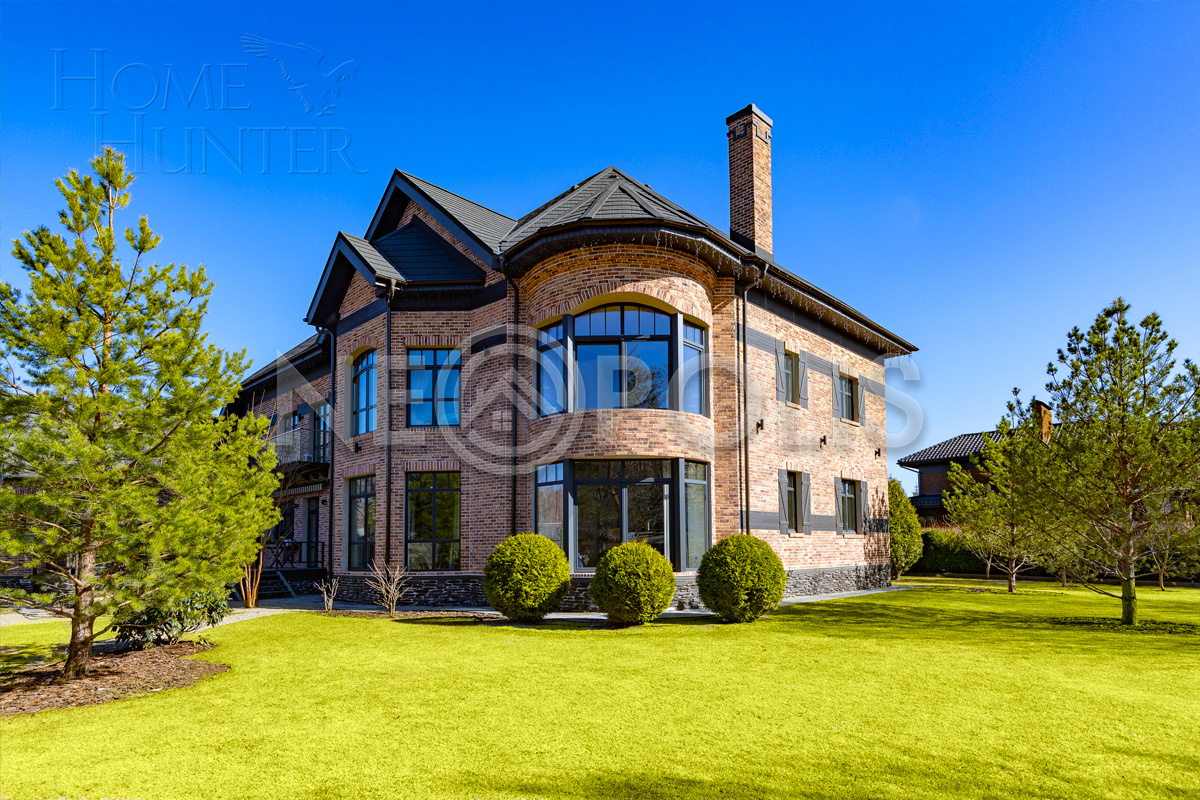 2-этажный коттедж 700 м² с отделкой