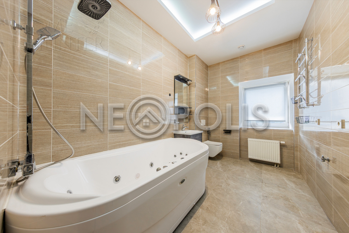 3-этажный коттедж 409.4 м² с отделкой