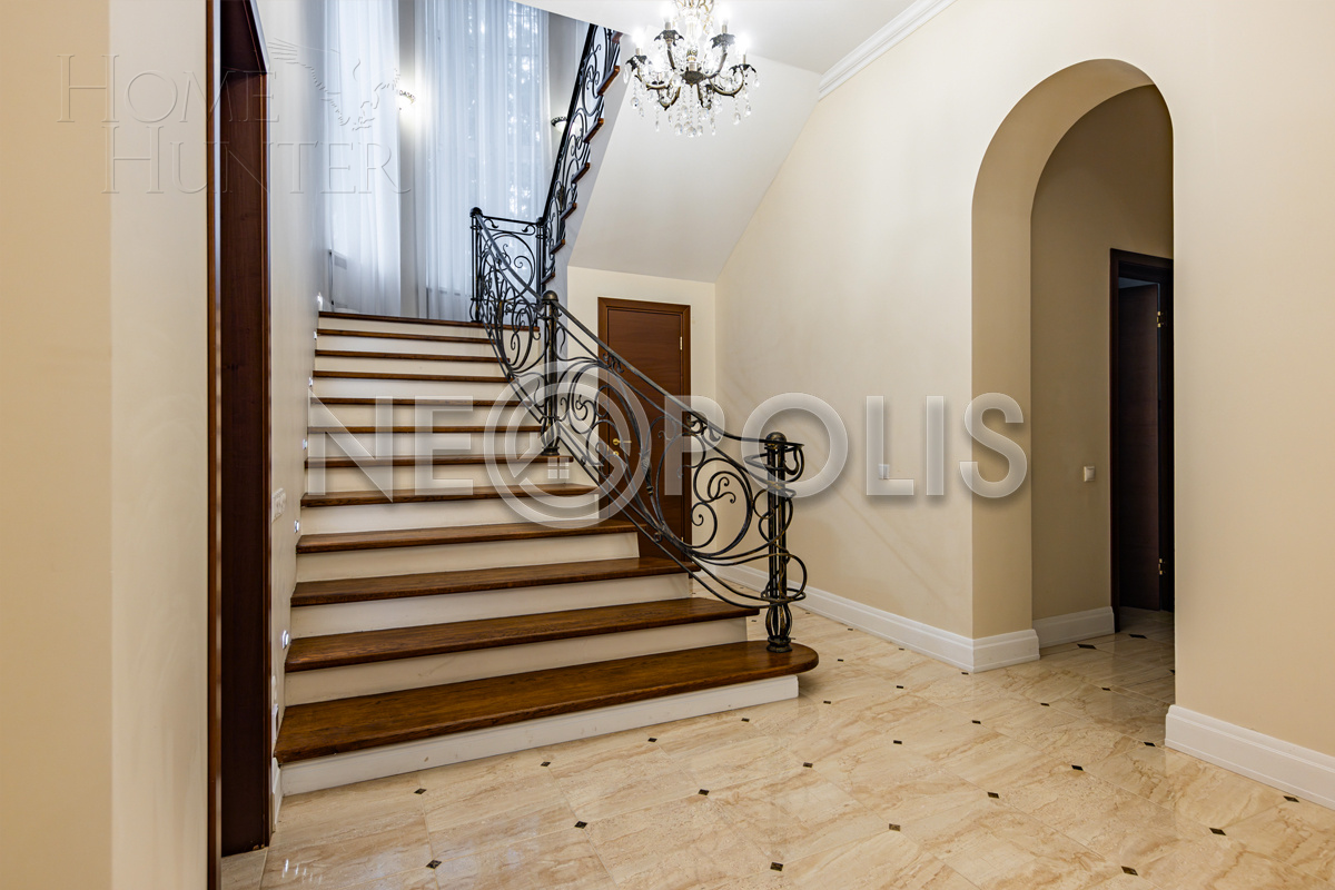 2-этажный коттедж 367 м² с отделкой