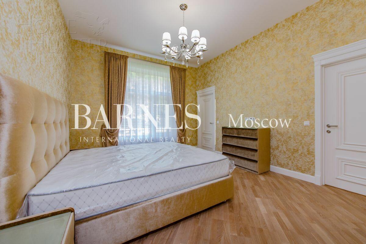 1-этажный коттедж 328 м² с отделкой