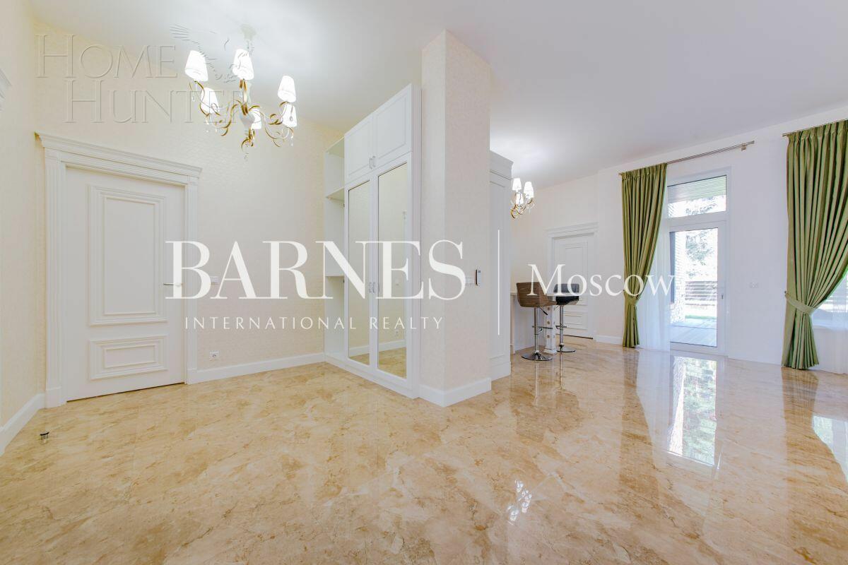 1-этажный коттедж 328 м² с отделкой