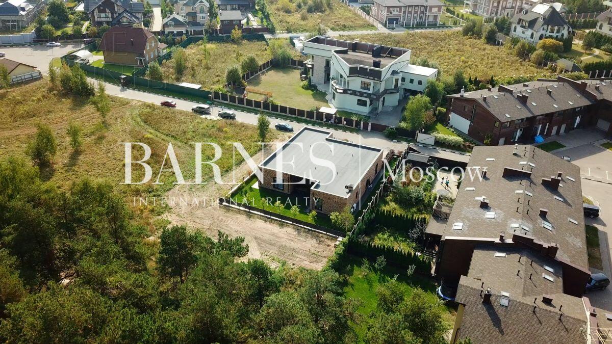 1-этажный коттедж 328 м² с отделкой