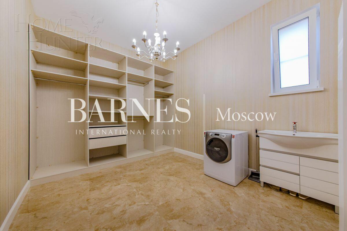 1-этажный коттедж 328 м² с отделкой