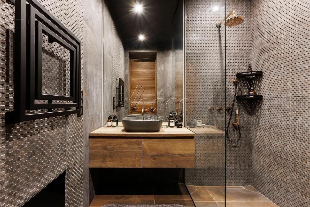 2-этажный коттедж 974 м² с отделкой