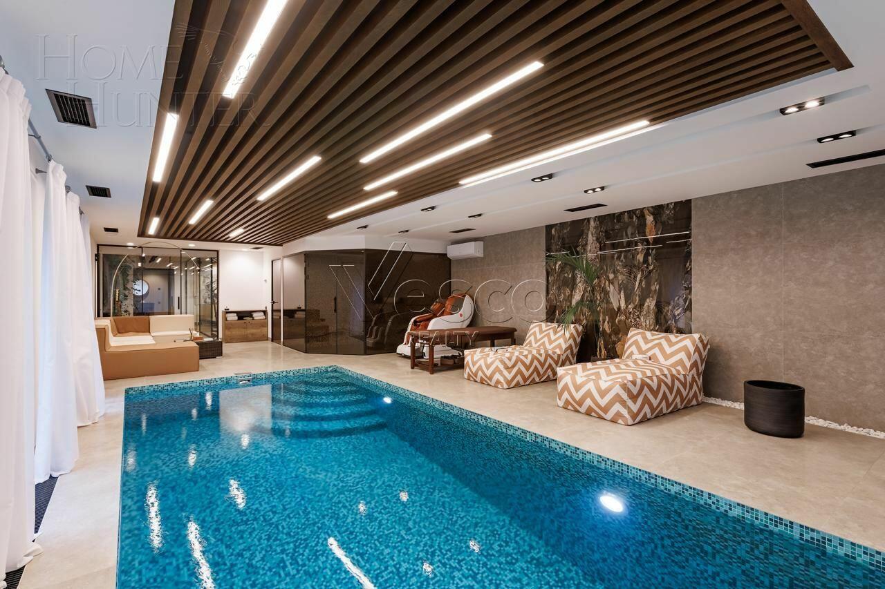 2-этажный коттедж 974 м² с отделкой