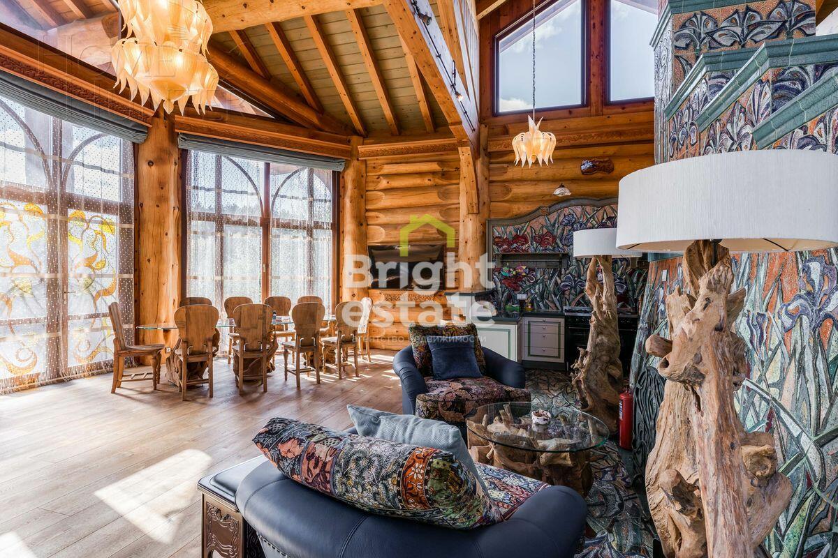 КОТТЕДЖ 3 214.9 м² с отделкой