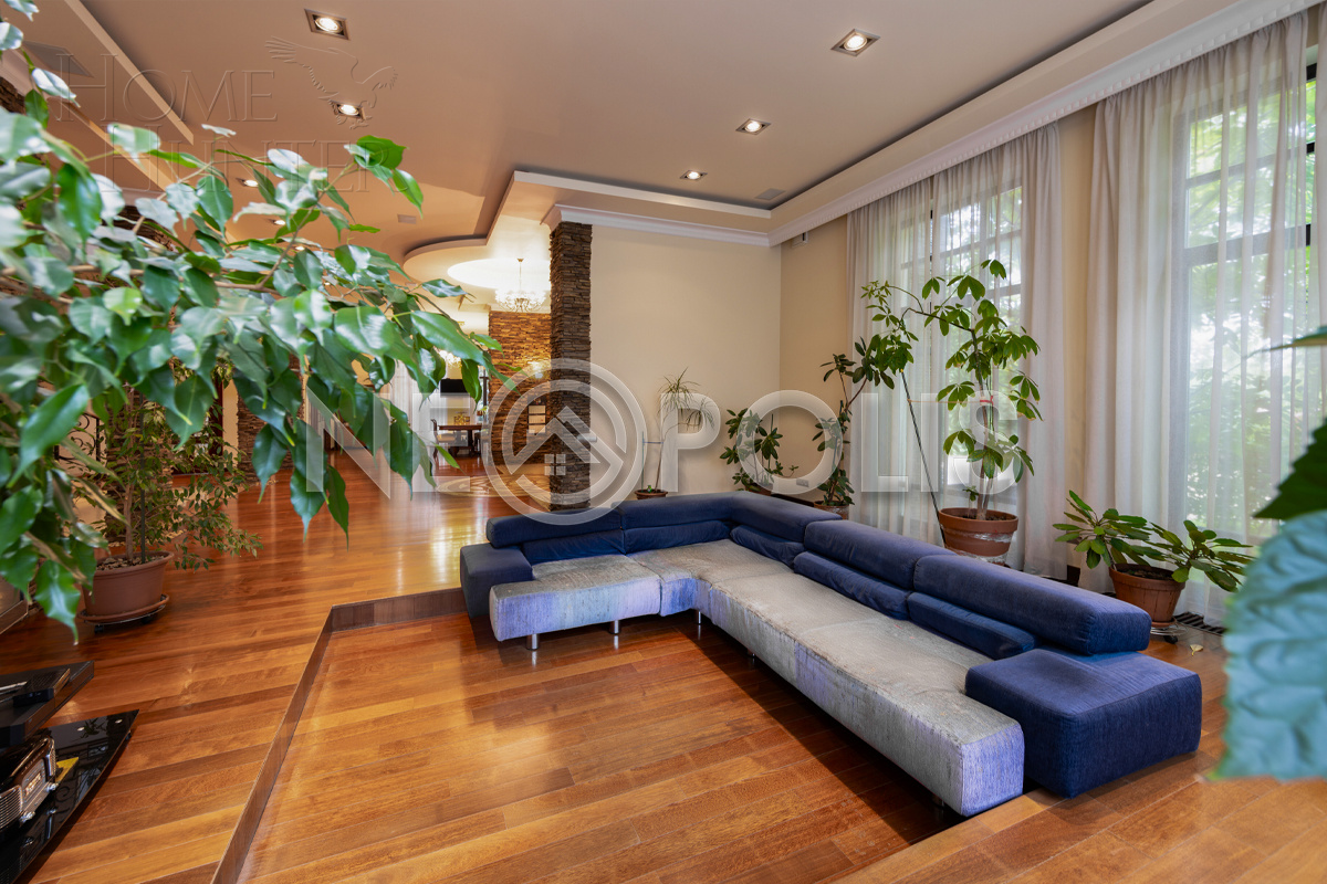 2-этажный коттедж 970 м² с отделкой