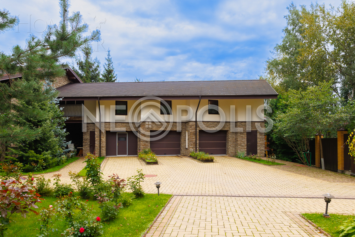 2-этажный коттедж 970 м² с отделкой