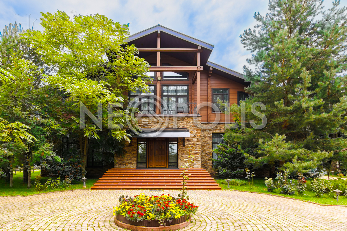 2-этажный коттедж 970 м² с отделкой