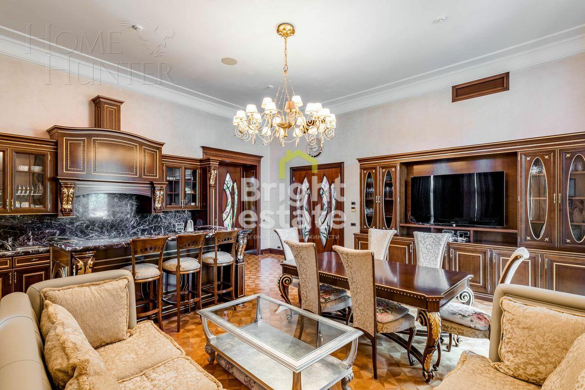 КОТТЕДЖ 3 214.9 м² с отделкой