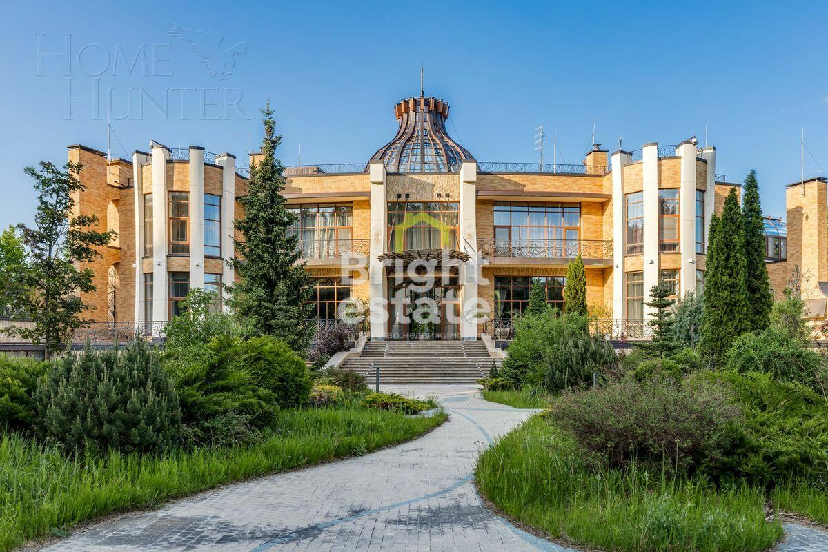 КОТТЕДЖ 3 214.9 м² с отделкой