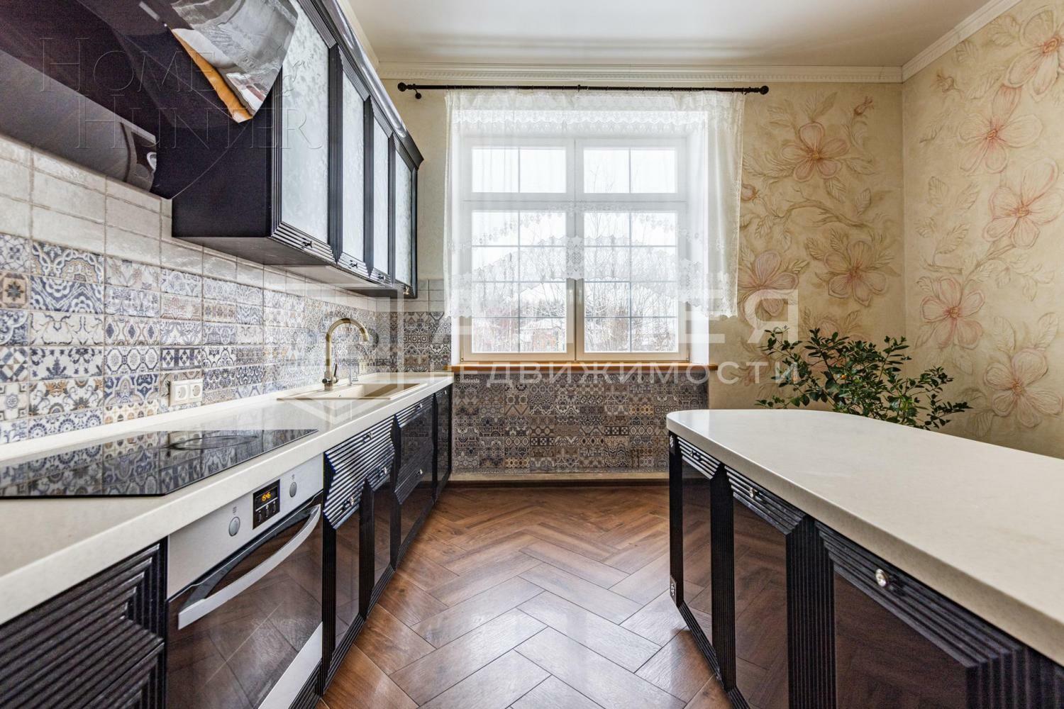 2-этажный коттедж 343.5 м² с отделкой